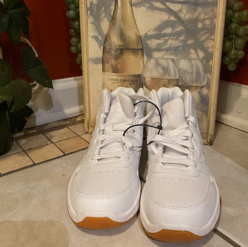 Reebok - Picture 2 of 2